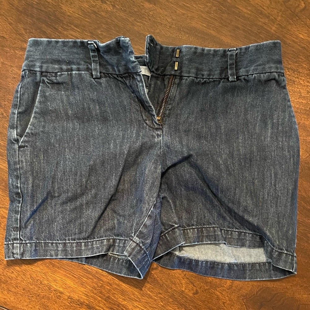 Loft‎ 5” Shorts - Picture 2 of 4